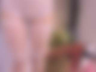 Live cam show with Milli-Mini - Bikini on Camsoda