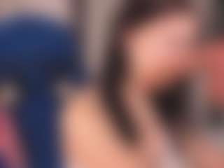 Live cam show with Milli-Mini - Athletic on Camsoda