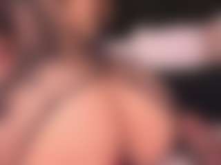 crystalrosee1's Live Sex Cam Show