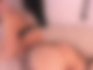Live cam show with crystalrosee1 - Latina on Fling VIP Chat