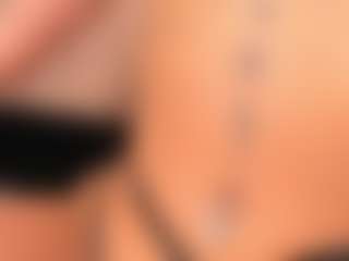 Live cam show with crystalrosee1 - Thin on madthumbs