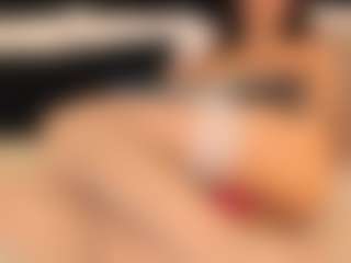 Live cam show with crystalrosee1 - Full Nudity on TeamSkeetLive
