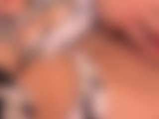 crystalrosee1's Live Sex Cam Show