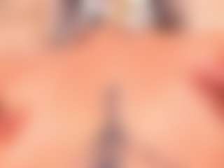 Live cam show with crystalrosee1 - College on AdultVida.com