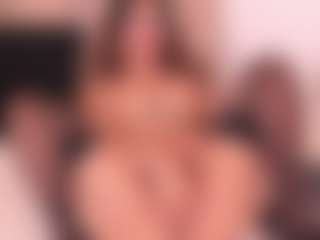 Live cam show with crystalrosee1 - Lush Teen (18+) on Camsoda