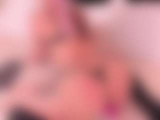 Live cam show with crystalrosee1 - Facial Piercings on Cam Slut