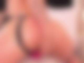 Live cam show with crystalrosee1 - Cum In Pussy on chickslive.net