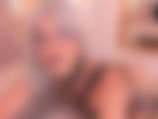 Live cam show with crystalrosee1 - Thin on Camsoda