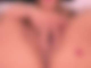 Live cam show with crystalrosee1 - Athletic Amateur on Camiplay Live