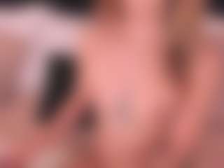 crystalrosee1's Live Sex Cam Show