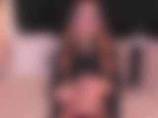 crystalrosee1's Live Sex Cam Show