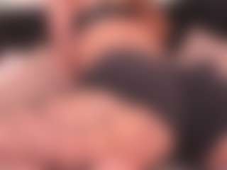 Live cam show with crystalrosee1 - Athletic on CamClone