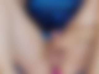 Live cam show with Dulcinea-Dunen - Ass Clapping on Camsoda