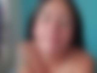 Emily22Swan's Live Sex Cam Show