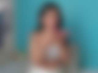 Emily22Swan's Live Sex Cam Show