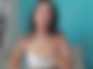 Emily22Swan's Live Sex Cam Show