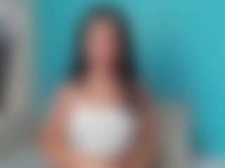 Emily22Swan's Live Sex Cam Show