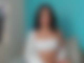 Emily22Swan's Live Sex Cam Show