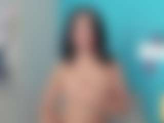 Emily22Swan's Live Sex Cam Show