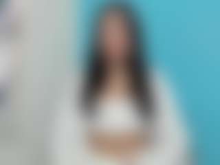 Emily22Swan's Live Sex Cam Show