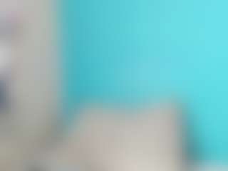 Live cam show with Emily22Swan - Petite on liverealitysex.com