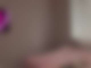 Live cam show with KaraTacke - Blonde Hair on fapnchat