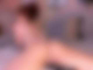 Live cam show with KatyaKozlov - Fingers on CamClone
