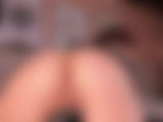 Live cam show with KatyaKozlov - Skinny Teen (18+) on Big Tits