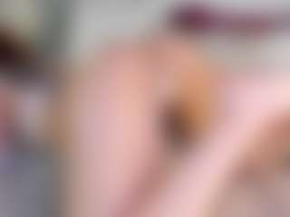 Live cam show with KatyaKozlov - Shaved Pussy on AdultVida.com