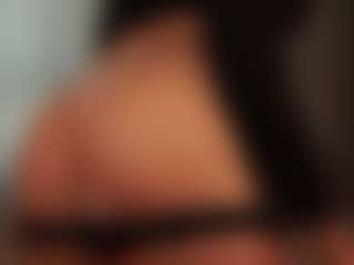 Live cam show with Assie - Small Tits on Milfs Live