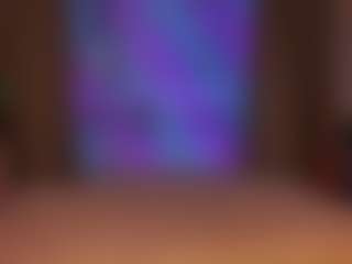 Live cam show with Assie - Body Massage on camtv
