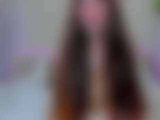 Live cam show with Lira - Dirty Talk on SquirtSoMuch