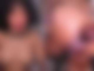 Live cam show with LunaaCurly - Small on xplaylive.com