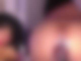 Live cam show with LunaaCurly - Ass Bouncing on Dolls Live