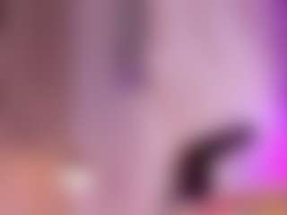 Live cam show with LunaaCurly - Sexy on TeamSkeetLive
