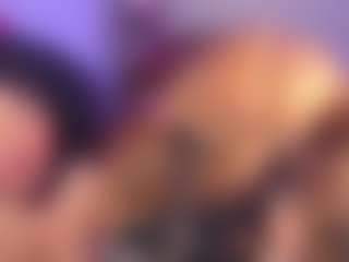 Live cam show with LunaaCurly - Brown Eyes Ebony on chickslive.net