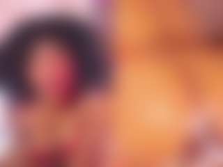 Live cam show with LunaaCurly - Black Big Ass on CamwithHer