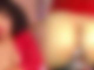 Live cam show with LunaaCurly - Sexy on Camsoda