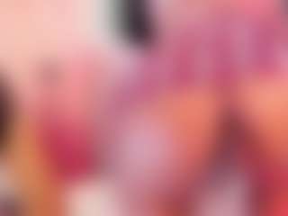 Live cam show with LunaaCurly - Oil on Camsoda