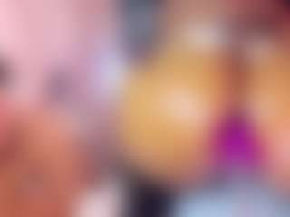 Live cam show with LunaaCurly - Brown Hair on Camsoda