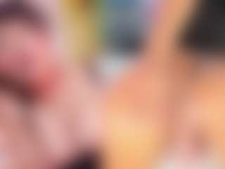 Live cam show with LunaaCurly - Facial Piercings on Gym Cam Girls