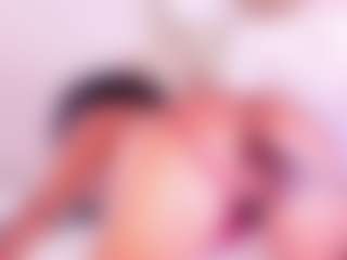 Live cam show with LunaaCurly - College Latina on Camsoda | colombia