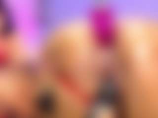 LunaaCurly's Live Sex Cam Show