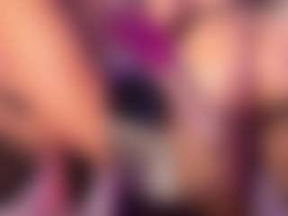 Live cam show with LunaaCurly - Lush Brown Hair on fapnchat