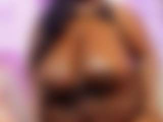 Live cam show with Renatafoxter1 - Average on Camsoda