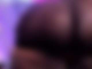 Live cam show with Renatafoxter1 - Big Ass on thefappeningchat.com