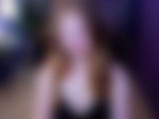 Live cam show with Your-lilith - Average on CamClone