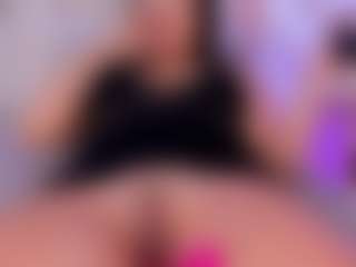 Live cam show with ZaraVesari - Average on Camsoda