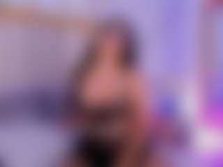 Live cam show with ZaraVesari - Mature on Gym Cam Girls