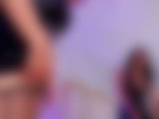 Live cam show with ZaraVesari - Middle Aged on Camsoda